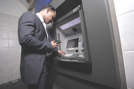 Ein Ratenkredit kann als günstige Alternative für einen Dispokredit